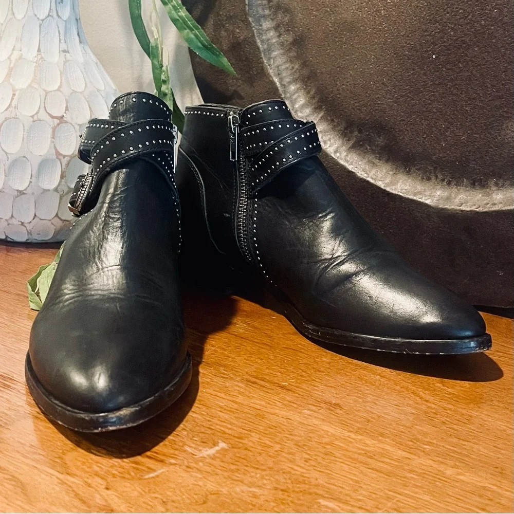 FRYE Ray Western Deco Shootie Double Buckle Black Leather Ankle Boot Silver